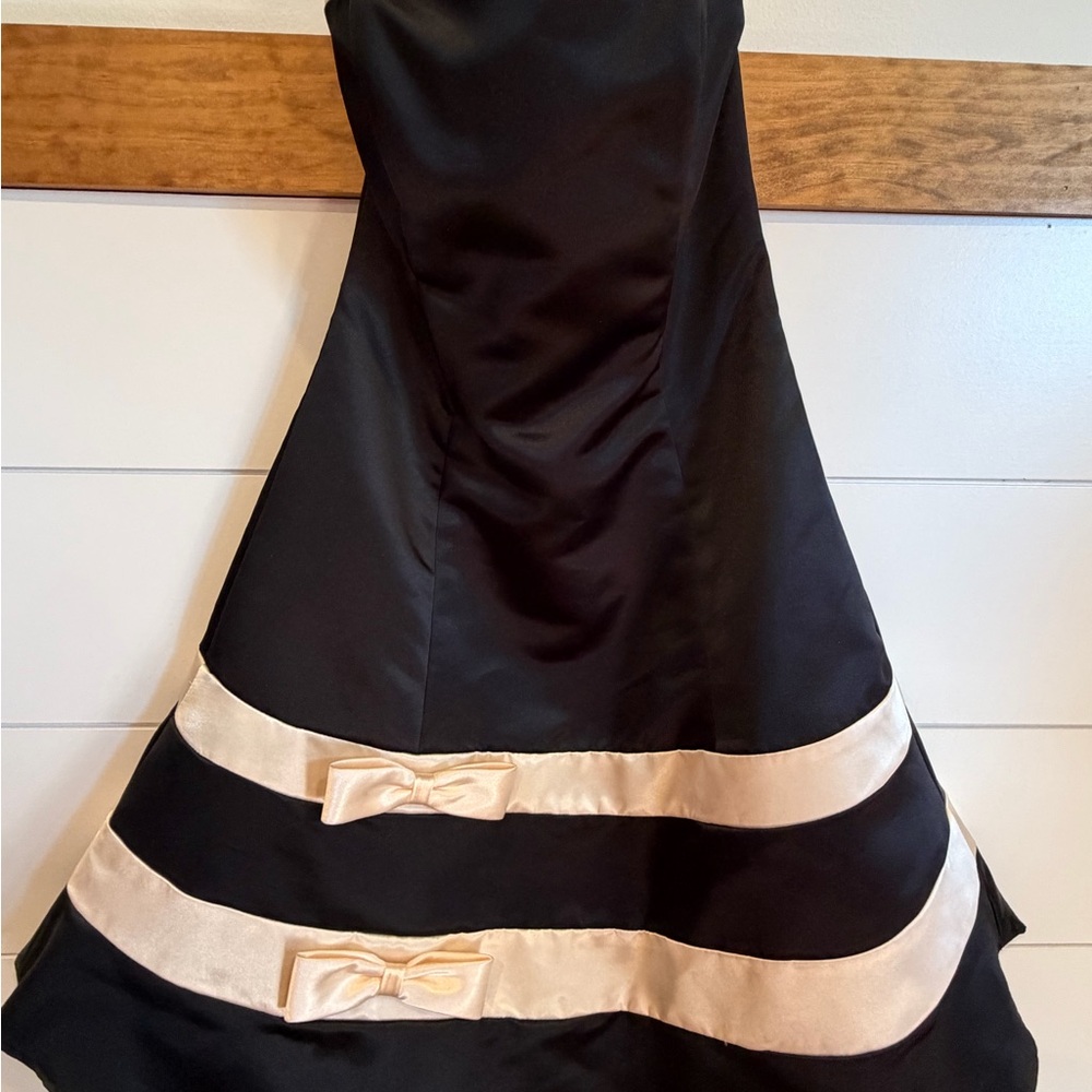 Vintage Jessica McClintock Black Teacup Dress with Cream Bands and Bows